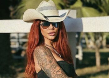 La amiga de la activista, Nallely Esparza, confirmó que Elena se había hecho una cirugía en enero de este año.