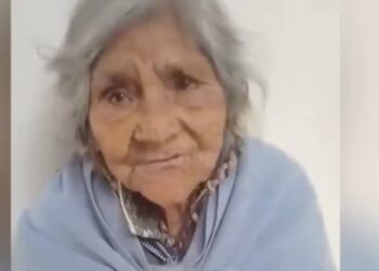 Abuelita pide ayuda en redes sociales; sus hijos la golpean y la quieren correr de su casa