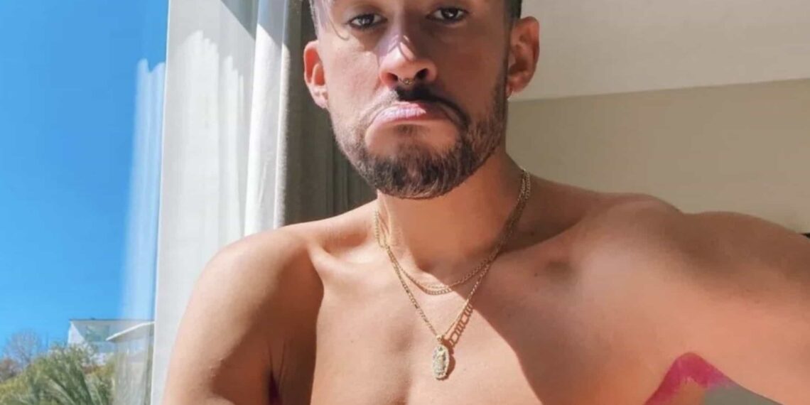 La inclusión de Bad Bunny en un libro de texto de preparatoria ha sorprendido a miles de internautas y seguidores del cantante.