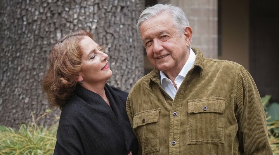 AMLO desmiente divorcio de Beatriz Gutiérrez Müller y anuncia sus planes como pareja. Noticias en tiempo real