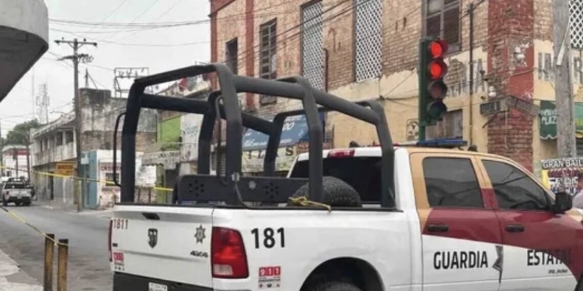 De acuerdo a las autoridades, el hombre se cortó la arteria braquial, la hemorragia no pudo ser controlada