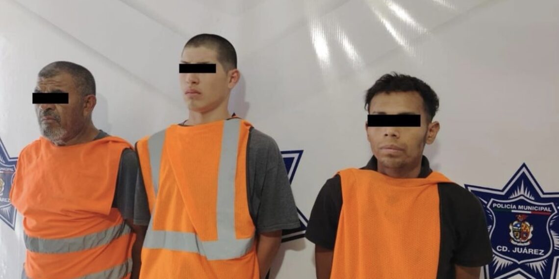 Detienen a tres sujetos por el delito de robo de cableado