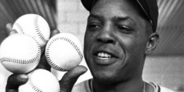 La familia de ex beisbolista y la franquicia de Grandes Ligas dio a conocer la noticia este martes