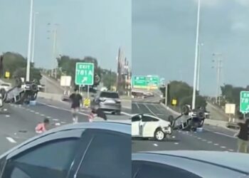 Los menores en pañales estuvieron caminando unos segundos por la carretera hasta que fueron auxiliados por otros conductores.