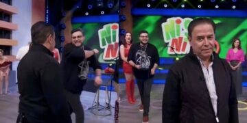 'Oye, ¡Gallinazo!': Paul Stanley pone a bailar a Mario Bezares en Hoy