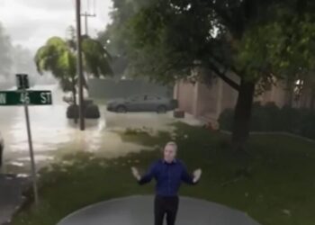 Ayer la alcaldesa de Tampa, Jane Castor, advirtió a la población que si no desalojaban la zona, iban a morir tras el impacto de Milton.