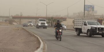 Ante alerta por fuertes vientos en Ciudad Juárez, autoridades piden conducir con precaución