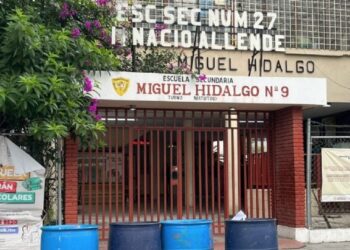 Perro muerde a 6 alumnos en escuela de Monterrey