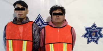 Detienen a dos sujetos en posesión de dos armas de fuego