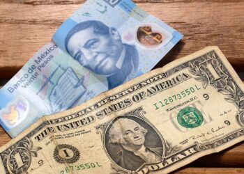 Con esto mantiene la tendencia de depreciación de los últimos días