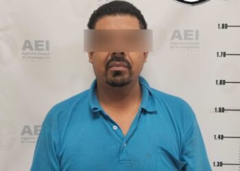 En Juicio Oral, agentes del Ministerio Público de la Fiscalía Especializada en Atención a Mujeres Víctimas del Delito por Razones de Género y a la Familia, obtuvieron un fallo condenatorio con una pena de 15 años de prisión, en contra de Esteban F. T., declarado penalmente responsable del delito de violación agravada, cometido en perjuicio de una víctima.

De acuerdo con la acusación expuesta por agentes de la Unidad de Investigación de Delitos Sexuales, a mediados de enero del 2023 y mediante el uso de la fuerza física y moral, el hoy sentenciado utilizó un arma de fuego para amenazar y agredir sexualmente a la mujer,

Los hechos tuvieron lugar al interior de un domicilio ubicado en la colonia Recursos Hidráulicos en la ciudad de Chihuahua.

Ante el robusto caudal probatorio acreditado ante el Tribunal de Enjuiciamiento en el Distrito Judicial Morelos, se emitió el fallo condenatorio que deberá purgar en prisión en el Cereso de Aquiles Serdán, así como el ordenamiento del pago de la reparación integral del daño a favor de la víctima.