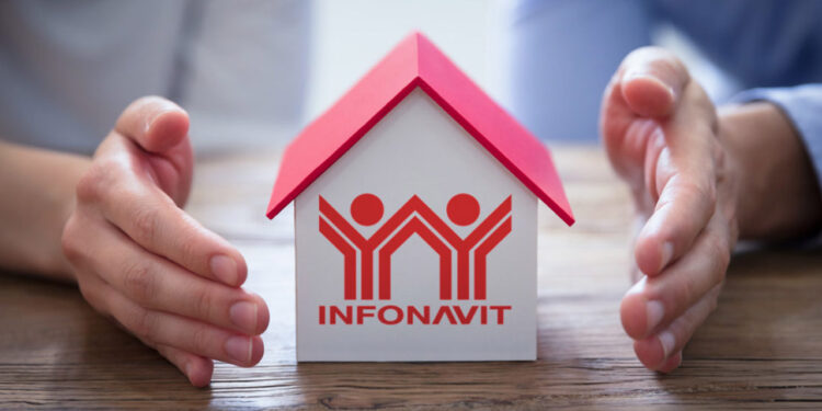 Entre las nuevas funciones del Infonavit con la nueva ley está la posibilidad de construir casas para los trabajadores y otras facultades que levantaron polémica.