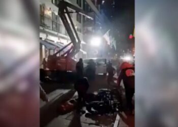 El responsable fue abatido por la policía en un intercambio de disparos; investigan si hay motivaciones terroristas.