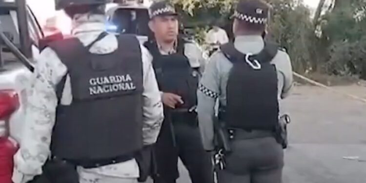 Autoridades afirmaron que no hay forma que se elabore dicho opioide en las condiciones que muestran las fotos publicadas en el artículo.