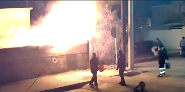 Un calentón eléctrico fue el causante de un incendio en una vivienda