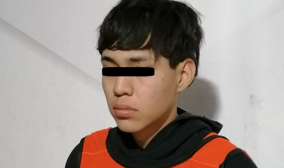 Joven genera persecución en Las Torres; andaba cargado con droga