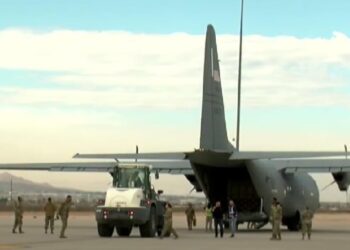 Un nuevo contingente de soldados arribó a la base militar de Fort Bliss con la misión de reforzar la seguridad en la frontera sur de Estados Unidos.