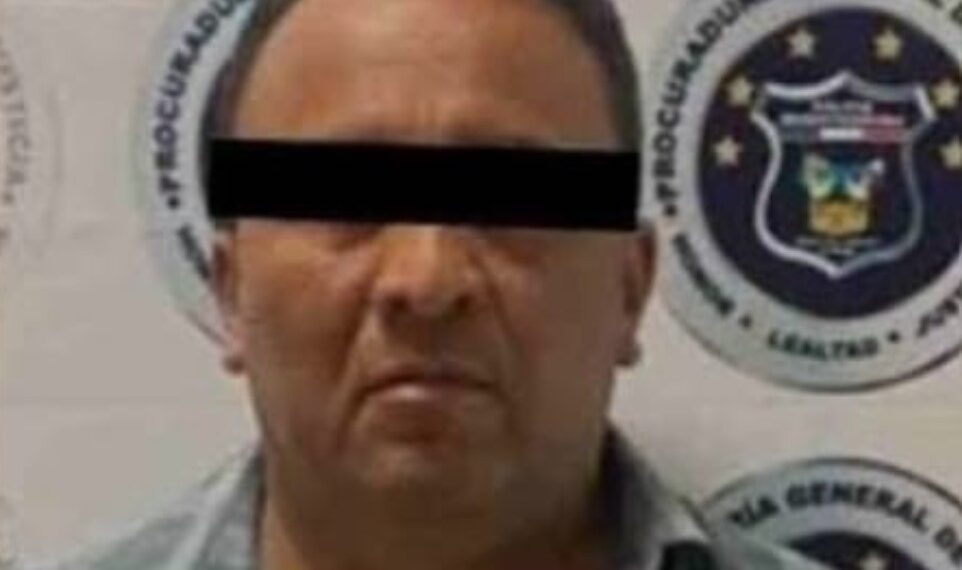 >El exalcalde Manuel Hernández Badillo ha devuelto 25 millones de pesos de los 60 millones que presuntamente desvió del erario público durante su administración.