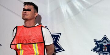 Nervios delatan a sujeto armado; termina detenido por la Policía Municipal
