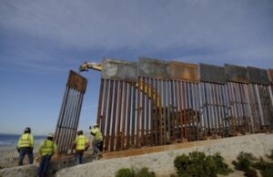 Sheinbaum rechaza que México pague por el muro fronterizo del presidente Trump. Noticias en tiempo real