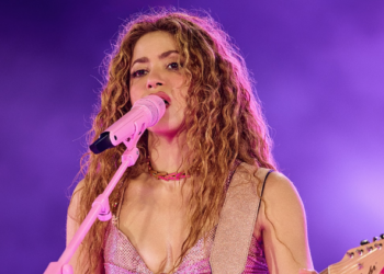 La reconocida cantante colombiana Shakira fue hospitalizada de emergencia este domingo 16 de febrero de 2025 en Lima, Perú