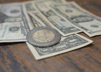 El peso mexicano sufrió una significativa depreciación este domingo 2 de febrero de 2025