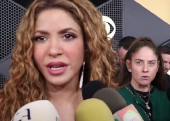 Los Grammy 2025 dejaron momentos memorables, pero también controversias. Durante la ceremonia, Shakira fue víctima