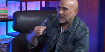 “No puedo vivir con nadie”: Héctor Suárez Gomís habla sobre su diagnóstico de Asperger