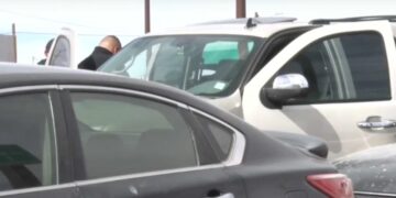 Elementos de la Policía Municipal arribaron al sitio para tomar conocimiento de los hechos y recabar información sobre los responsables.