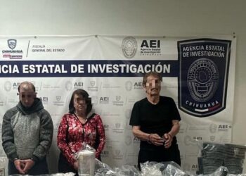 Detienen a pareja de abuelitos con gran arsenal y droga en Ciudad Juárez
