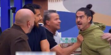 Rey Grupero y Paulo Quevedo protagonizan un altercado que escaló hasta los golpes; Lupillo Rivera también estaría involucrado.