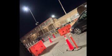 FOTOGRAFÌA DE Eddy Reyes Cierran el Puente Internacional Santa Fe en El Paso