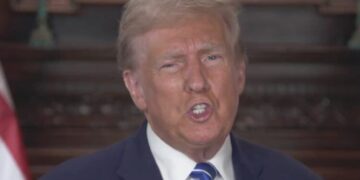 El expresidente de EE.UU. insinuó que funcionarios podrían haber sido beneficiados por actividades ilícitas