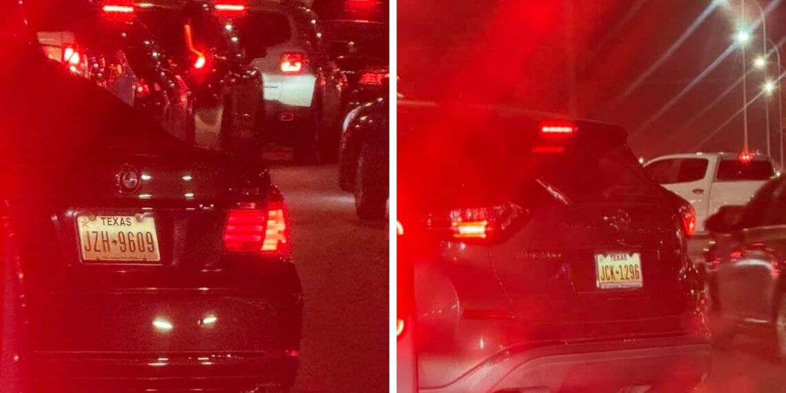 Una usuaria del Puente Internacional reportó la invasión de la fila por parte de una camioneta y un automóvil negro