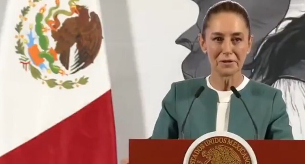En conferencia matutina, la presidenta Claudia Sheinbaum Pardo confirmó que su teléfono celular fue hackeado