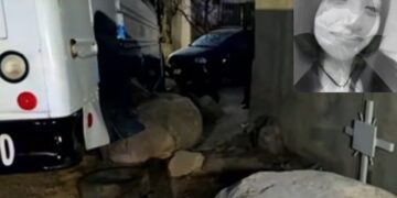 Una ruta de transporte de personal protagonizó un accidente la mañana de este lunes en el cruce de las calles Azcapotzalco y Puerto Vallarta