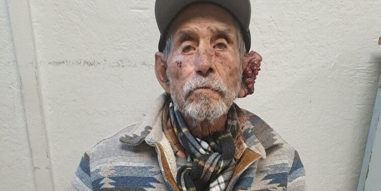 La Secretaría de Seguridad Pública Municipal solicita el apoyo de la ciudadanía para localizar a los familiares del señor Roberto Cardoza Guerra