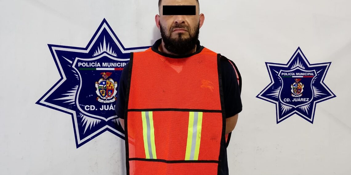Marco Antonio B. A., de 35 años, fue arrestado por elementos de la Secretaría de Seguridad Pública Municipal en la colonia Lucio Cabañas