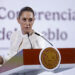 MEX012. CIUDAD DE MÉXICO (MÉXICO), 16/04/2025.- La presidenta de México, Claudia Sheinbaum, habla durante una rueda de prensa este miércoles, en el Palacio Nacional de la Ciudad de México (México). Sheinbaum expresó que tiene "los pies en la tierra" tras aparecer en la lista de las 100 personas más influyentes del mundo de la revista estadounidense TIME. EFE/ Sáshenka Gutiérrez