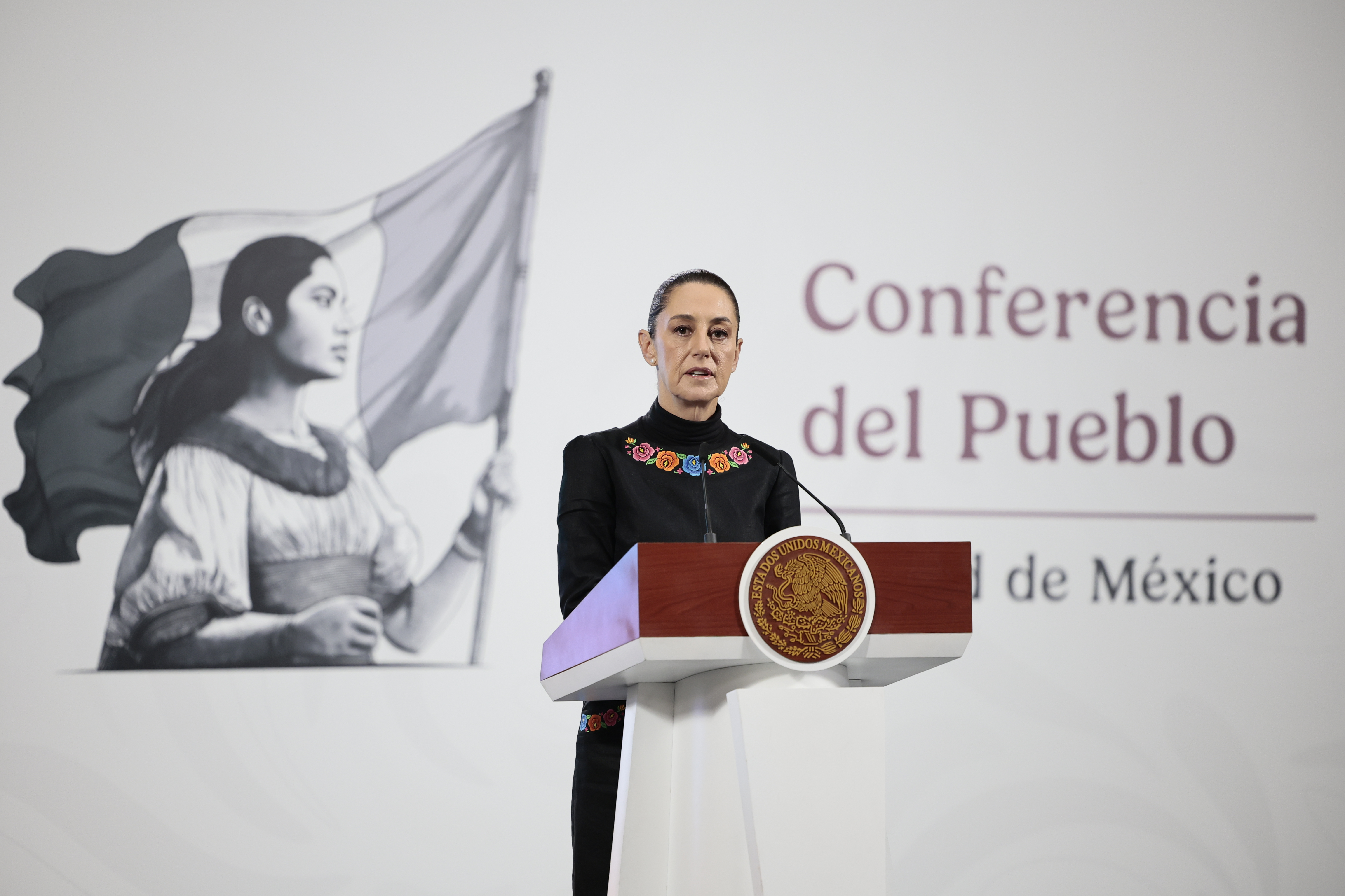 Sheinbaum dice que no se protegerá a nadie en caso de refinería ilegal en oriente mexicano. Noticias en tiempo real