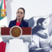 MEX7177. CIUDAD DE MÉXICO (MÉXICO), 07/07/2025.- La presidenta de México, Claudia Sheinbaum, participa este lunes durante una rueda de prensa en Palacio Nacional de la Ciudad de México (México). Sheinbaum expresó su rechazó a la amenaza del presidente de Estados Unidos, Donald Trump, de imponer un 10 % adicional de aranceles a cualquier país que se alineara con las políticas antiamericanas de los BRICS, a cuya cumbre asiste México como "observador". EFE/Sáshenka Gutiérrez
