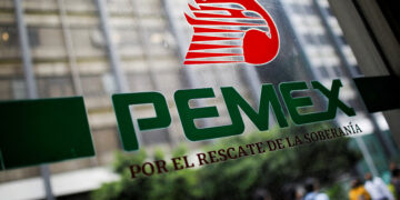 FILE PHOTO: The logo of Petroleos Mexicanos (Pemex) is pictured at the company's headquarters in Mexico City, Mexico July 26, 2023. REUTERS/Raquel Cunha/File Photo