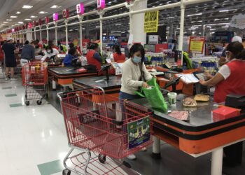 200531072. Ciudad de México, 31 May 2020 (Notimex-Paola Hidalgo).- Empieza a aumentar la afluencia de gente en los supermercados de la ciudad, el último día de  la jornada de sana distancia. Ciudad de México, 31 de mayo de 2020. NOTIMEX/FOTO/PAOLA HIDALGO/PHG/EBF