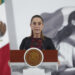 MEX966. CIUDAD DE MÉXICO (MÉXICO), 27/08/2025.- La presidenta de México, Claudia Sheinbaum, participa durante una rueda de prensa este miércoles, en Palacio Nacional de la Ciudad de México (México). EFE/ Isaac Esquivel