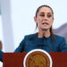MEX723. CIUDAD DE MÉXICO (MÉXICO), 25/08/2025.- La presidenta de México, Claudia Sheinbaum, habla durante una rueda de prensa este lunes, en el Palacio Nacional de la Ciudad de México (México). Sheinbaum afirmó que su Gobierno no tiene inquietud que el narcotraficante mexicano Ismael El Mayo Zambada pudiera declarar en su audiencia programada para hoy en Estados Unidos. EFE/ Mario Guzmán