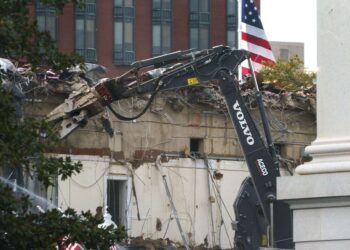 Demolida completamente el Ala Este de la Casa Blanca para edificar el salón de baile de Trump