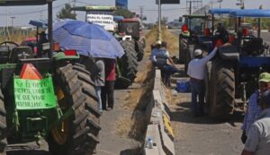 Identifican a militantes y simpatizantes del PRI y PAN como líderes de bloqueos agrícolas en cinco estados del país