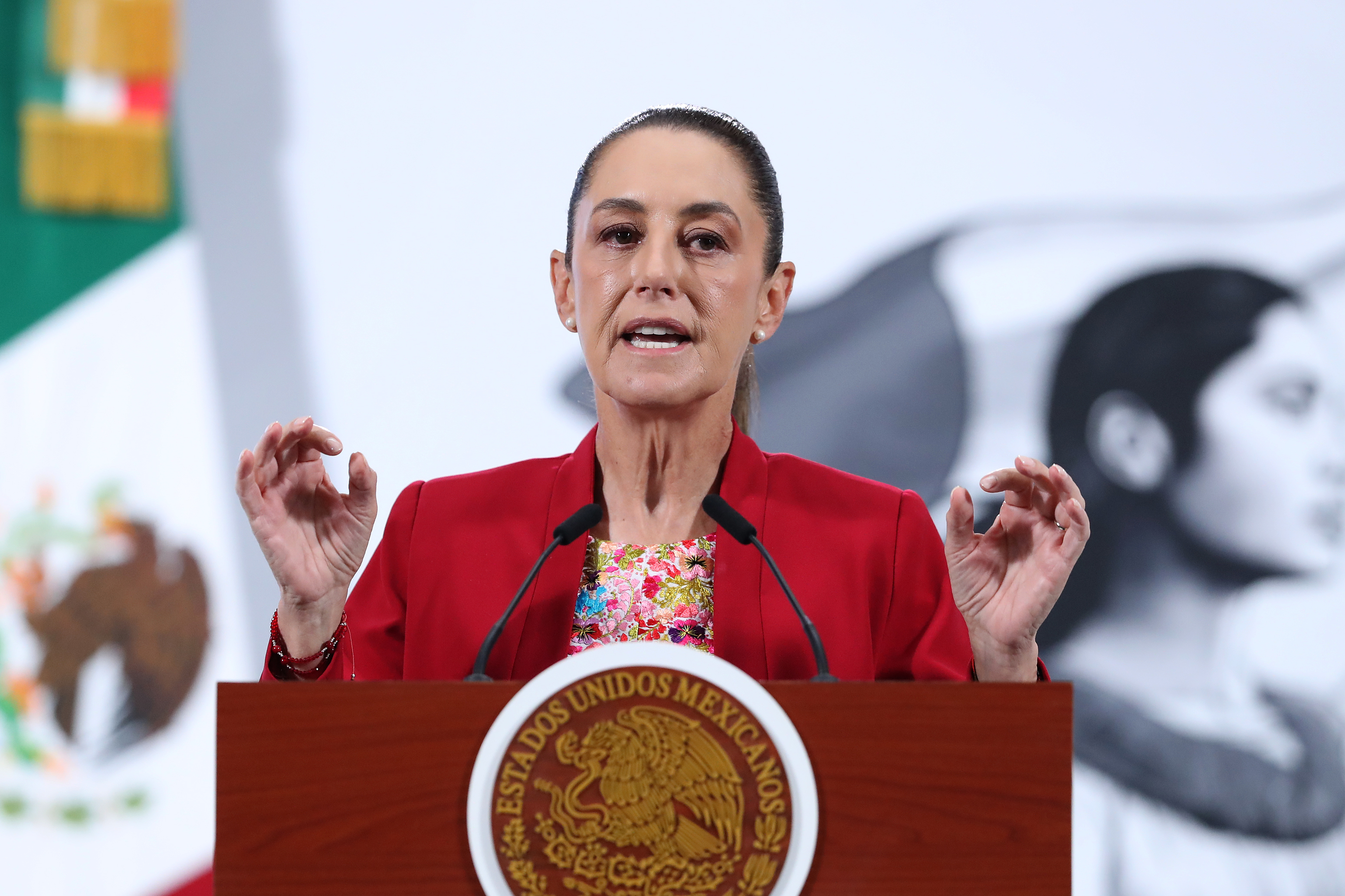 Sheinbaum conversa con Trump para acordar una nueva prórroga de aranceles a México. Lado.mx Sheinbaum conversa con Trump para acordar una nueva prórroga de aranceles a México. Noticias en tiempo real