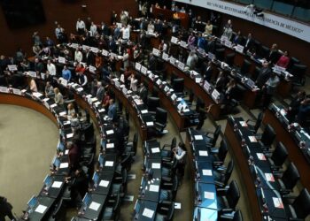 CIUDAD DE MÉXICO, 13SEPTIEMBRE2024.- Aspecto de la sesión, con la ausencia de la oposición, en la que se decreto y envio a la Cámara de Diputados la propuesta de Reforma al Poder Judicial tras ser aprobada en 21 de los congresos estatales. 

FOTO: GALO CAÑAS/CUARTOSCURO.COM