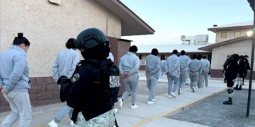 Revisan a 390 internas y 158 celdas en penal femenil de Juárez